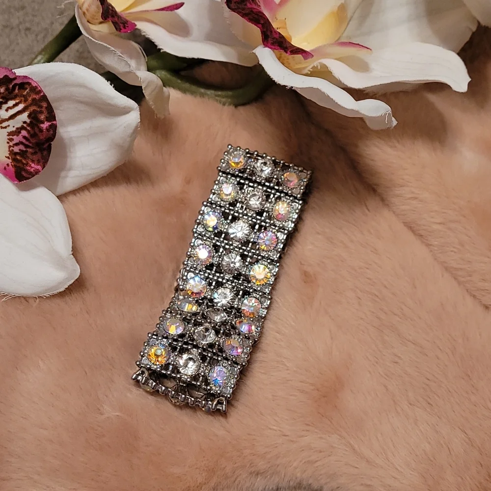 J Lo Multi-Color Bling Expandable Bracelet - Picture 7 of 8